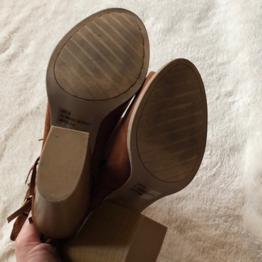 Fringe Booties - Picture 6 of 6